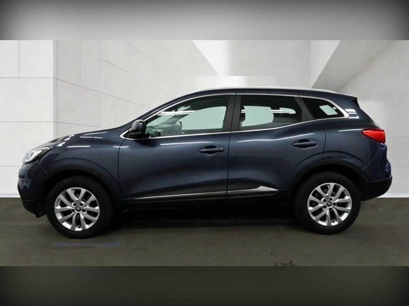 2018 Renault Kadjar thumbnail 4