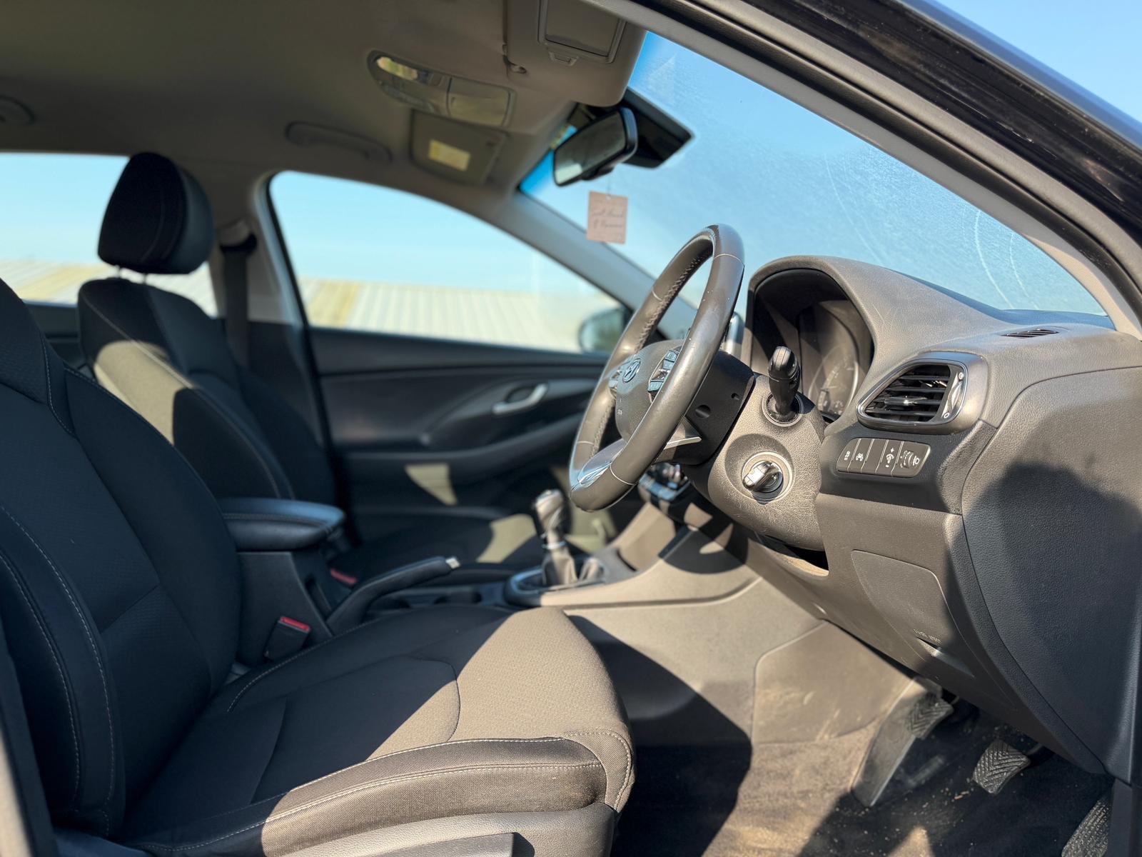 2018 Hyundai i30 thumbnail 13